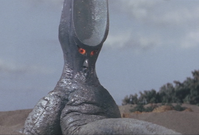 File:Gamera - 4 - vs Viras - 20 - Viras Screwdriver.png