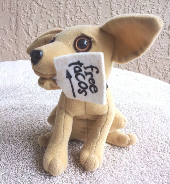 File:Here Lizard Dog.jpg