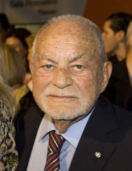 File:Dino De Laurentiis.jpg