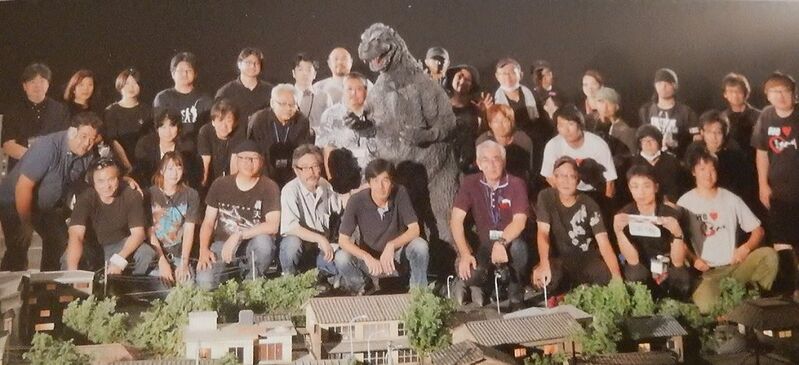 File:Godzilla Appears in Sukagawa 04.jpeg