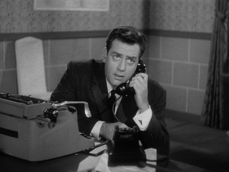 File:Steve on phone.png
