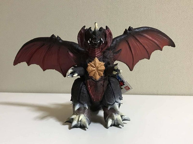 File:Bandai Japan Godzilla Island Series - Destroyah.jpg