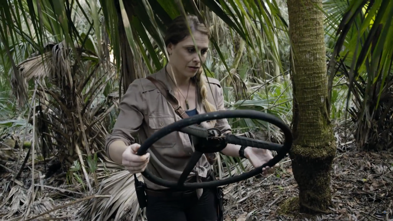 File:QfK - E2 - Erin at the wheel.png