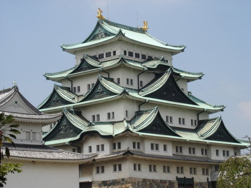 File:Nagoya Castle.jpg