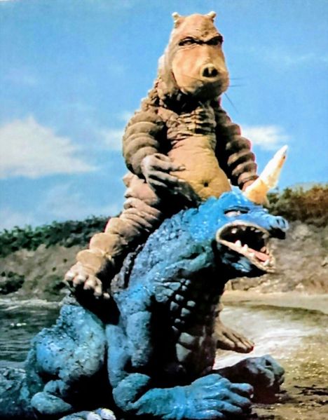 File:Daigoro-vs-Goliath-September-2019-01.jpg