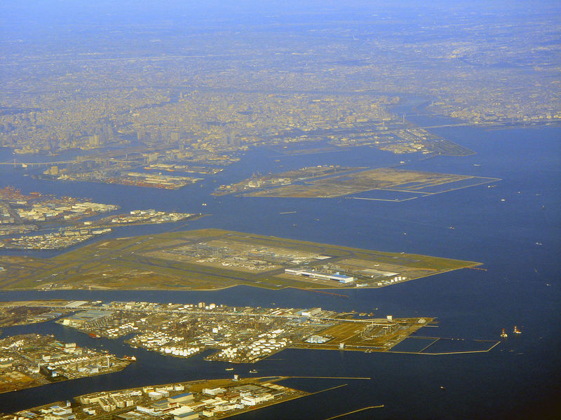 File:Haneda Airport.jpg