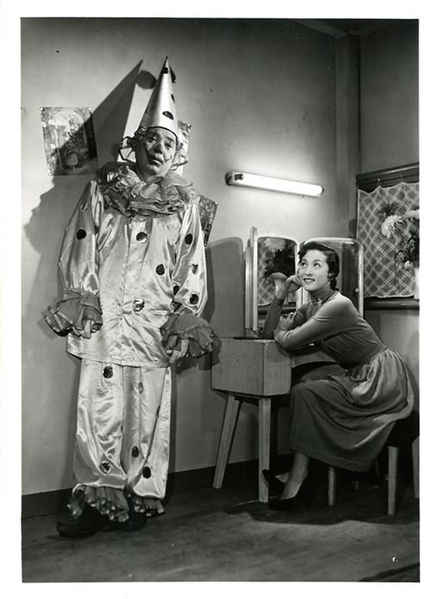 File:Invisible Man Production Still 3.jpeg