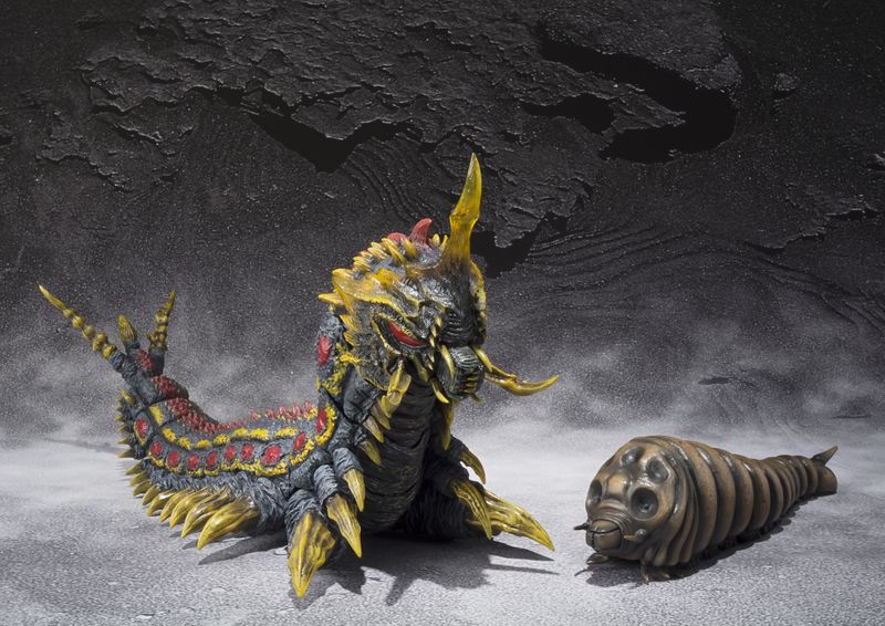 File:S.H. Monsterarts Battra & Mothra larva .jpg
