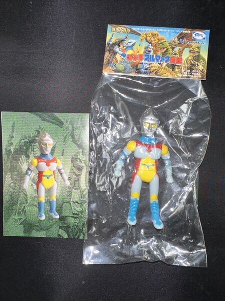 File:Jet Jaguar Iwakura Figure.jpg