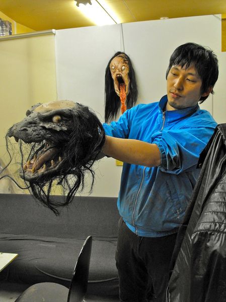 File:Working the Jaw.jpg