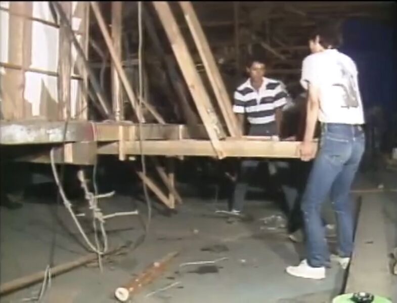 File:Godzilla1984SovietSubBTS7.jpeg