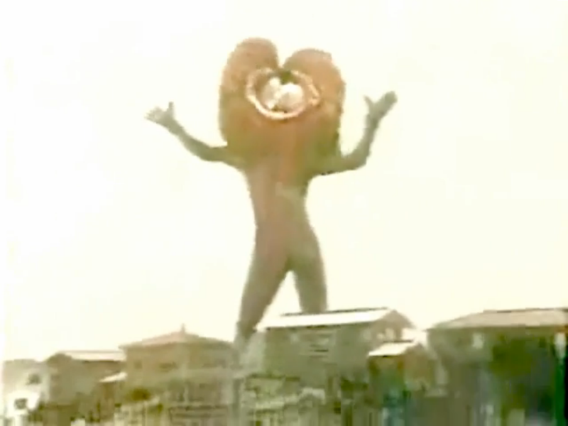File:Greenman - Monsters - Baringa taunting Greenman in giant form.png