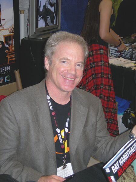 File:Mark Cotta Vaz.jpg