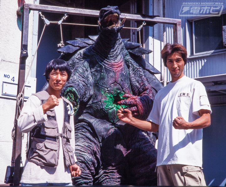 File:Akira Ohashi and Hirofumi Fukuzawa next to G3 Gamera suit.jpg