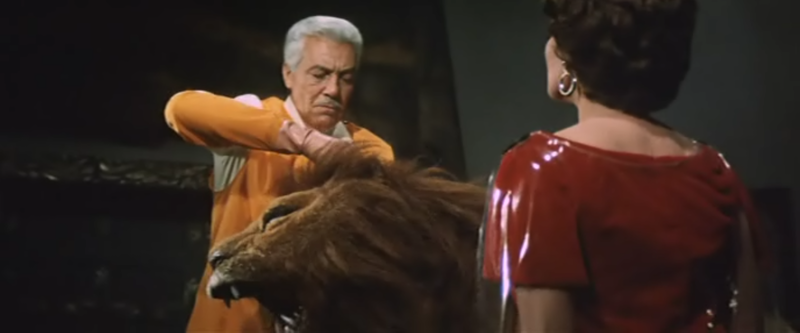File:Malic stabs the lion.png