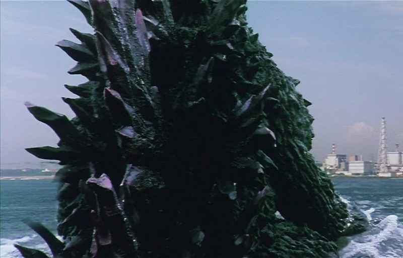 File:G2k - Godzilla arrives at Tokai.png