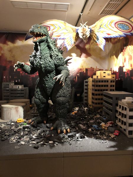 File:GiraGoji and Eternal Mothra 1.jpg