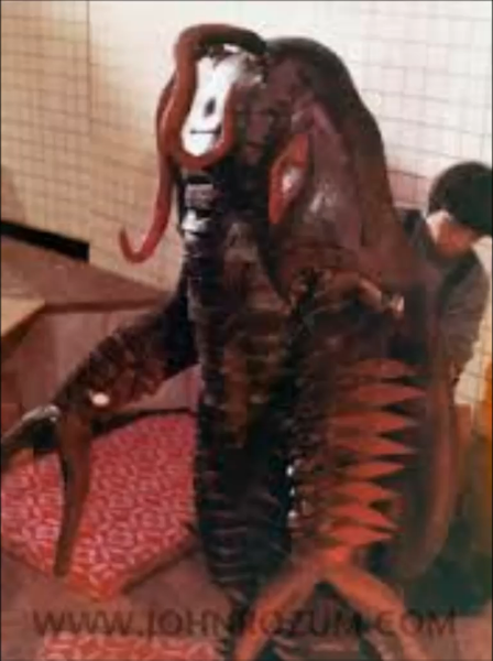 File:Hyuman - Garameddon's Suit Actor.png