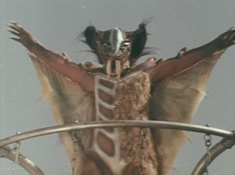 File:Hotter on metal climber.png
