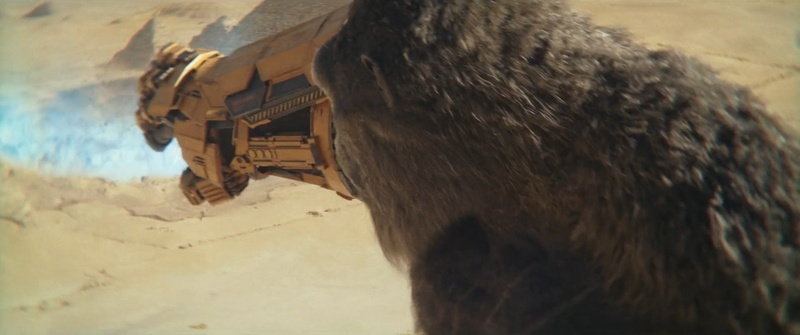 File:GxK - Kong pointing to the portal.png