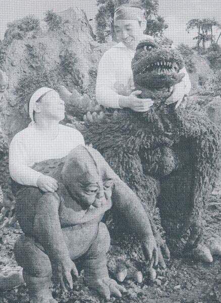 File:Masao Fukazawa looks up to Haruo Nakajima.jpg