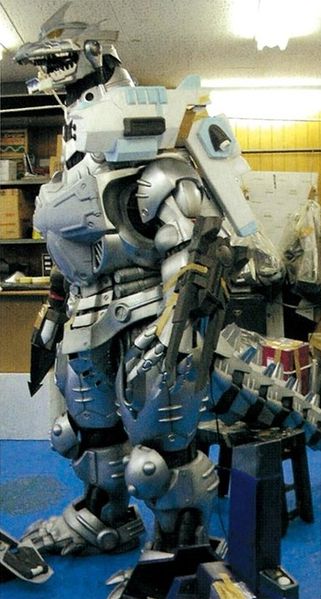 File:Kiryu Tokyo SOS suit under construction.jpg