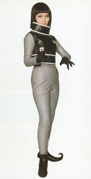 File:Miss Namikawa Full Body.jpg