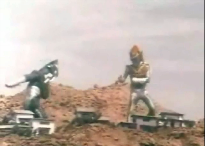 File:Zarizon battling Greenman in the city.png
