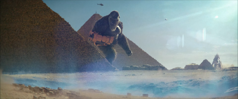 File:GxK - Godzilla coming at Kong.png